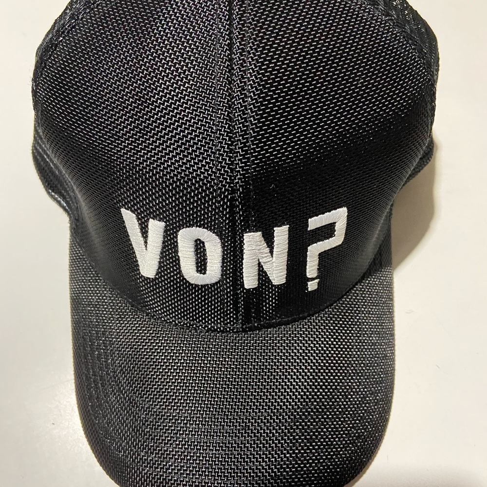 New! Von Dutch black trucker hat